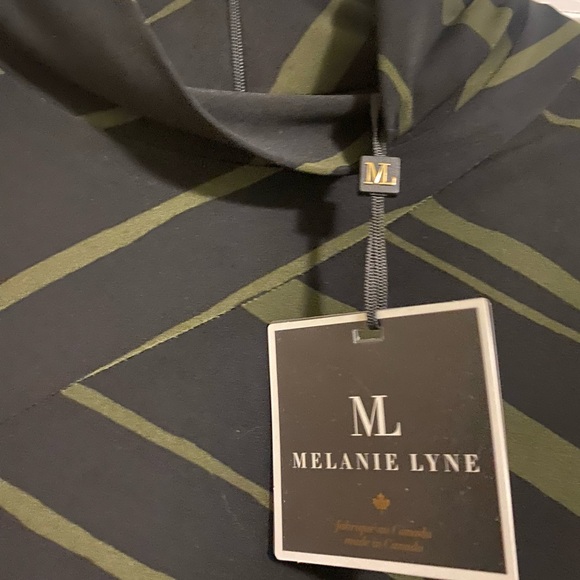 Stripes asymmetric hem dress - Picture 4 of 7